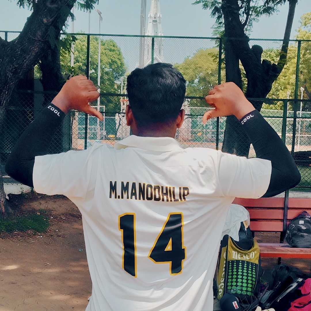 M.Manodhilip